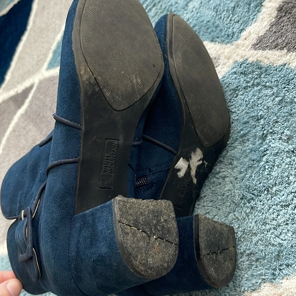 White Mountain Blue Ankle Boots